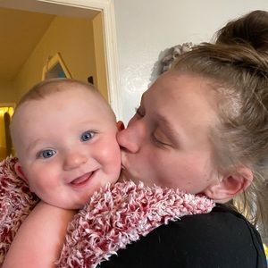 Meet your Posher, Alexandra